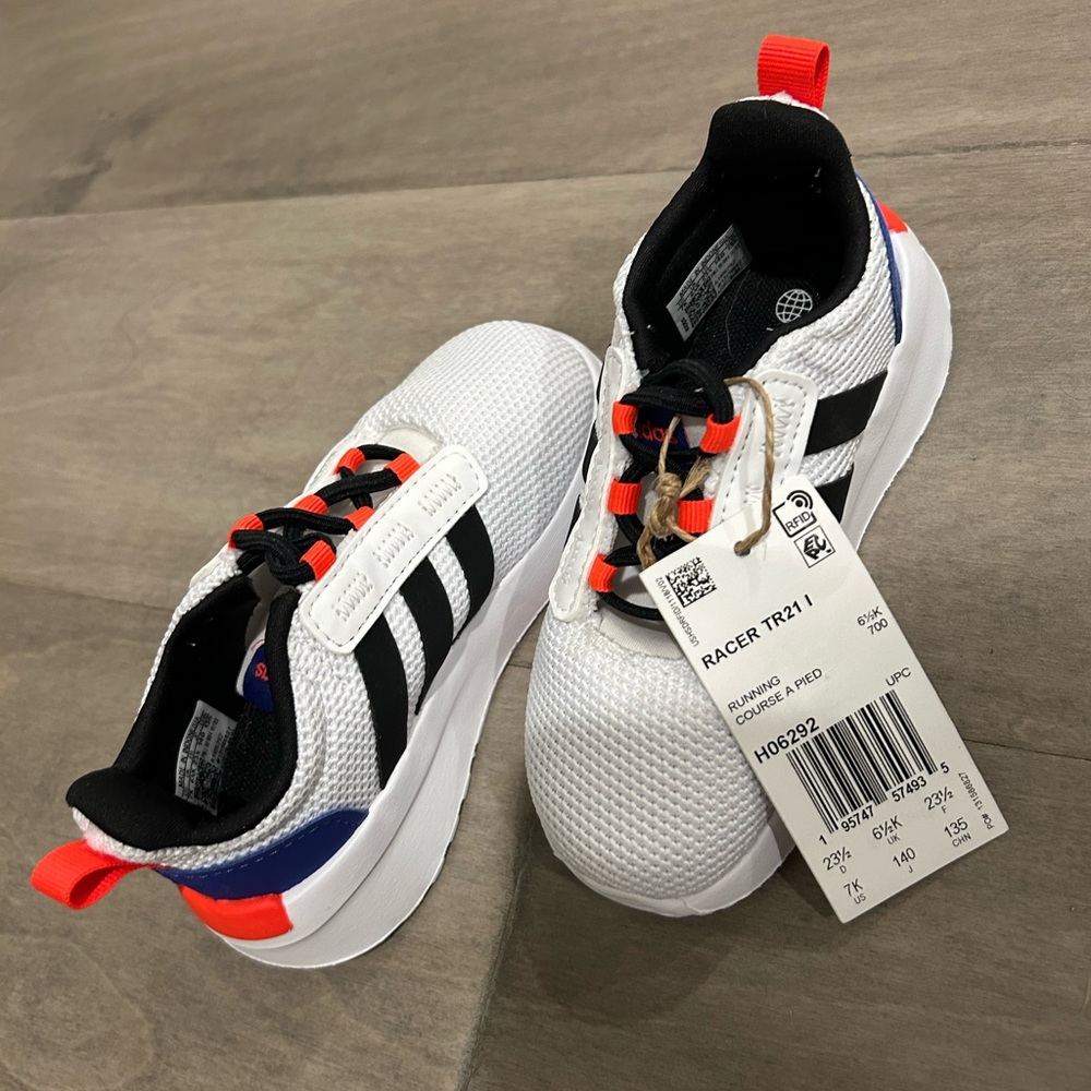 Adidas racer TR21 toddler shoes sz 7 NWT